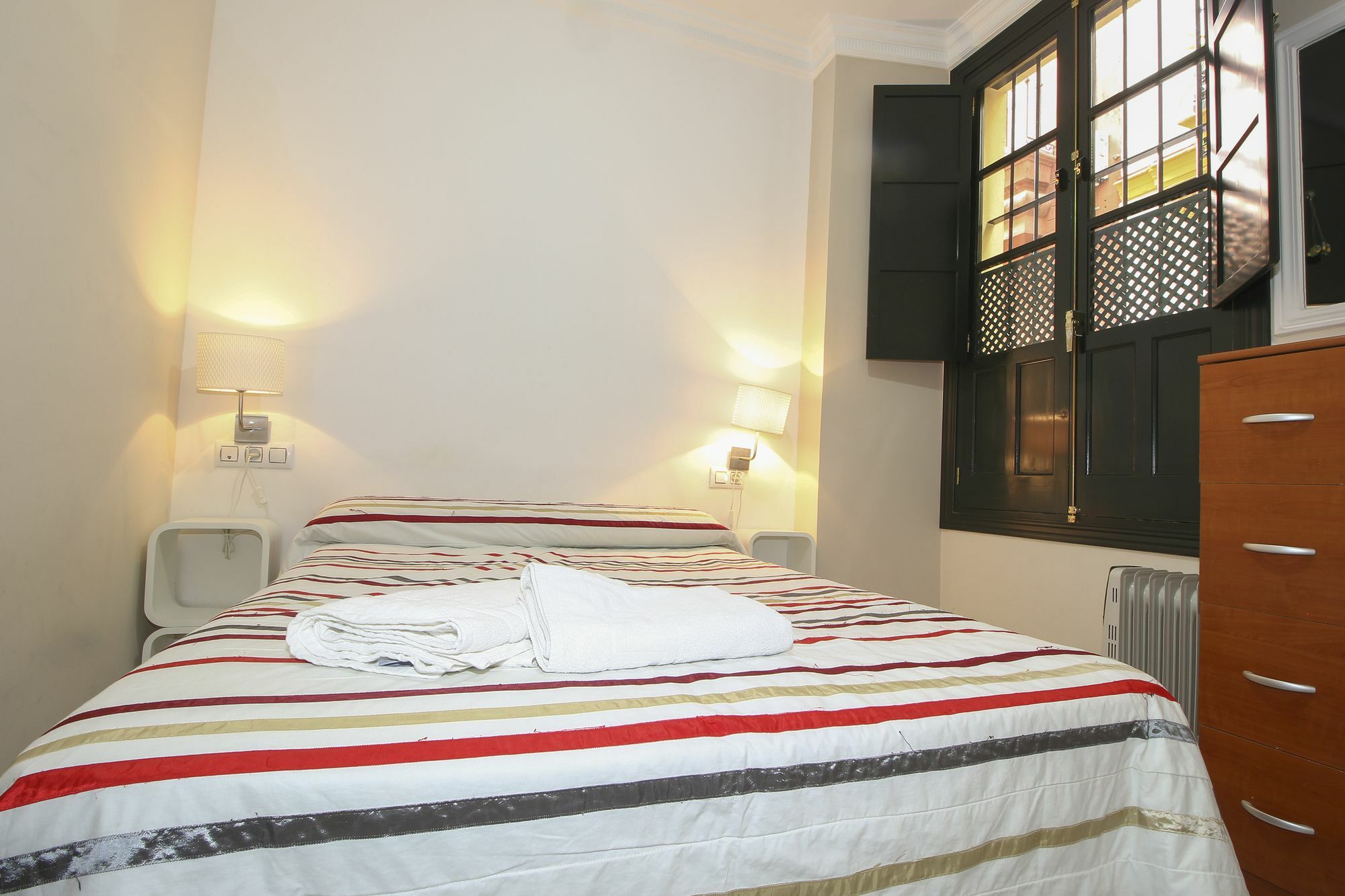 Deluxe Santa Cruz Apartment Seville